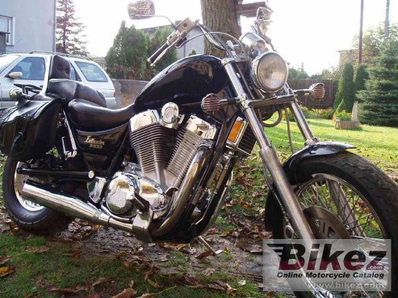 1989 Suzuki VS 1400 Intruder photo